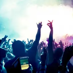 Ile trwa koncert Malika? Odkryj, co wpływa na jego długość