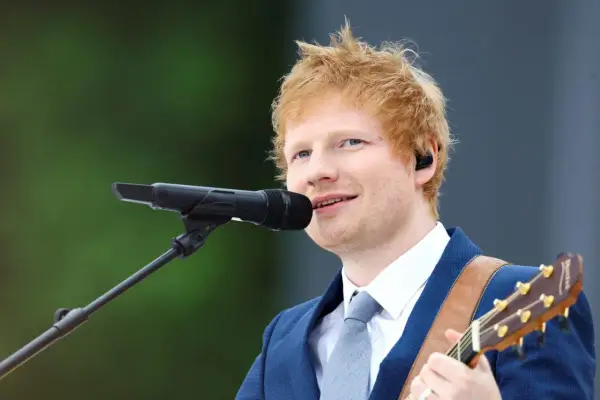 Skąd pochodzi Ed Sheeran? Niezwykłe fakty o jego pochodzeniu